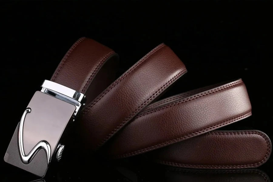 Modern S Buckle Leather Belt Belt - Sophisticated Gentlemen