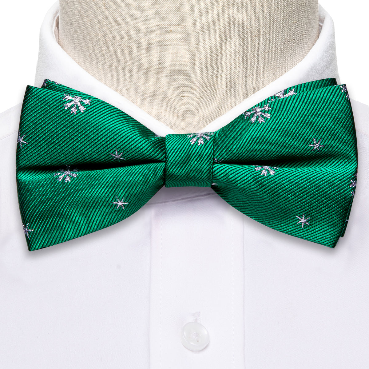 Green White Snowflake Silk Christmas Bow Tie Set bow ties - Sophisticated Gentlemen