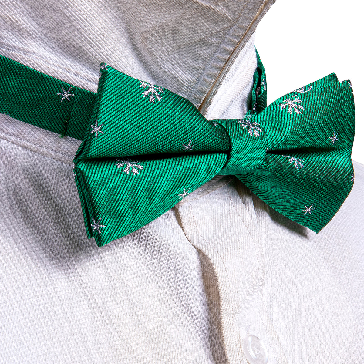 Green White Snowflake Silk Christmas Bow Tie Set bow ties - Sophisticated Gentlemen